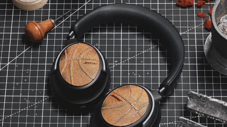 Victor Solomon × Bose QuietComfort Ultra Headphones Giveaway