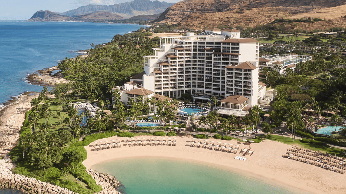 Olukai Ultimate Hawaiian Getaway